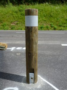 Potelet bois amovible